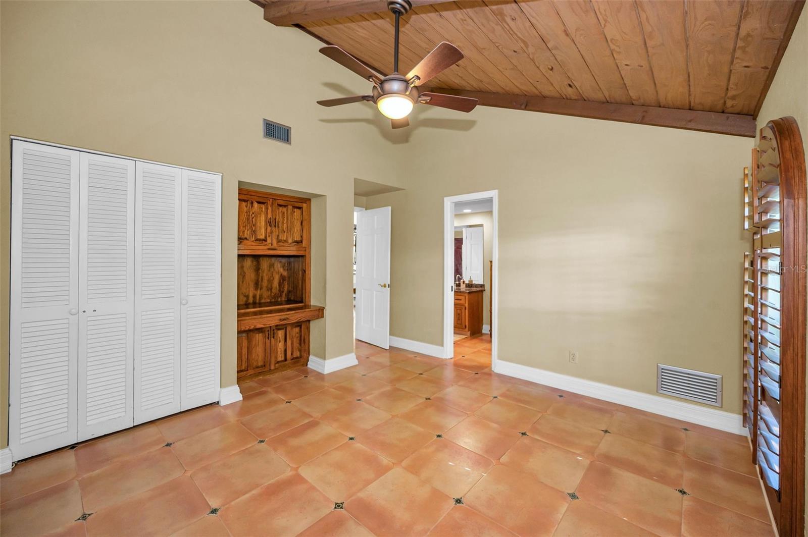 CARLTON ESTATES - Residential