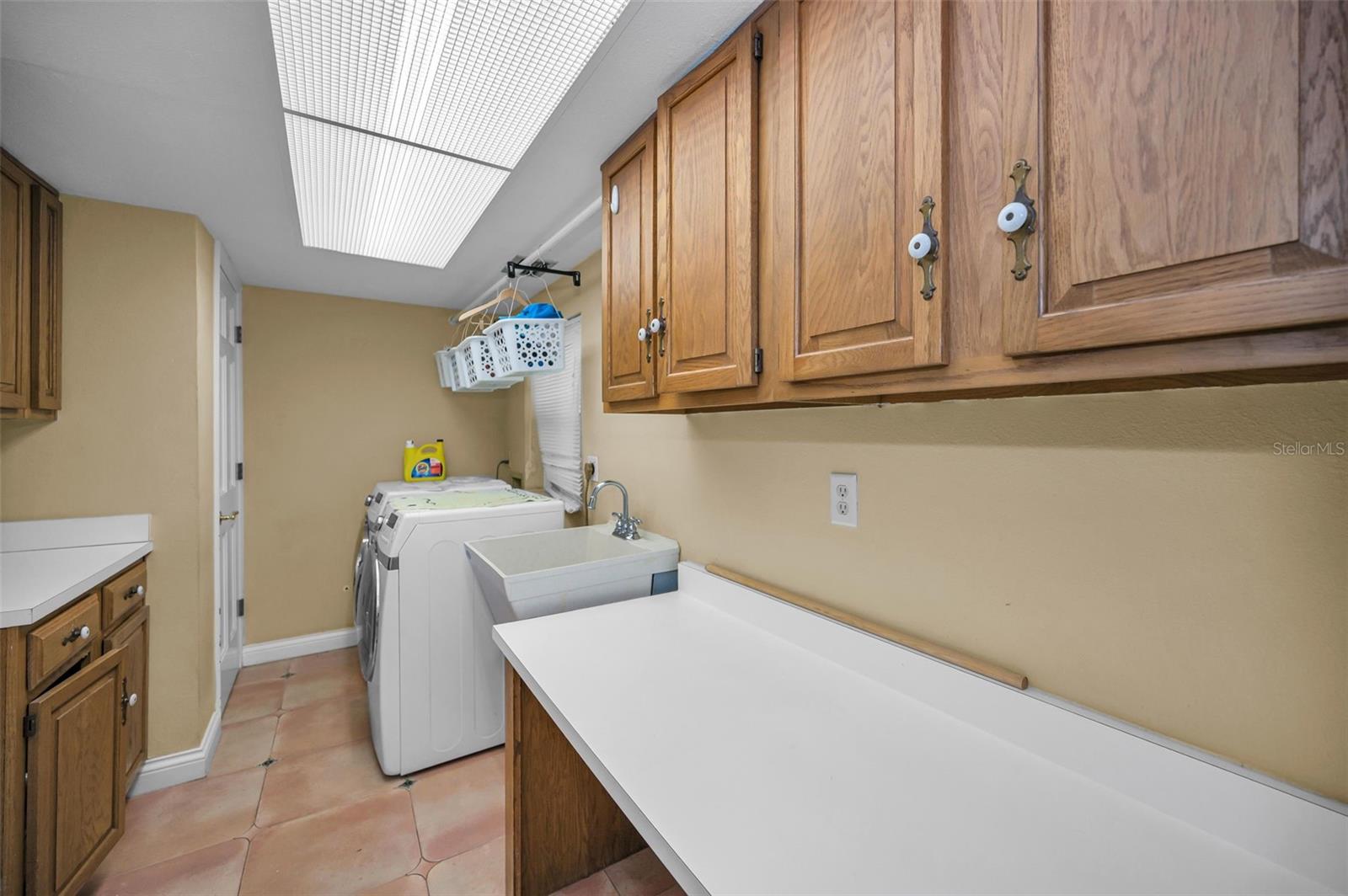 CARLTON ESTATES - Residential