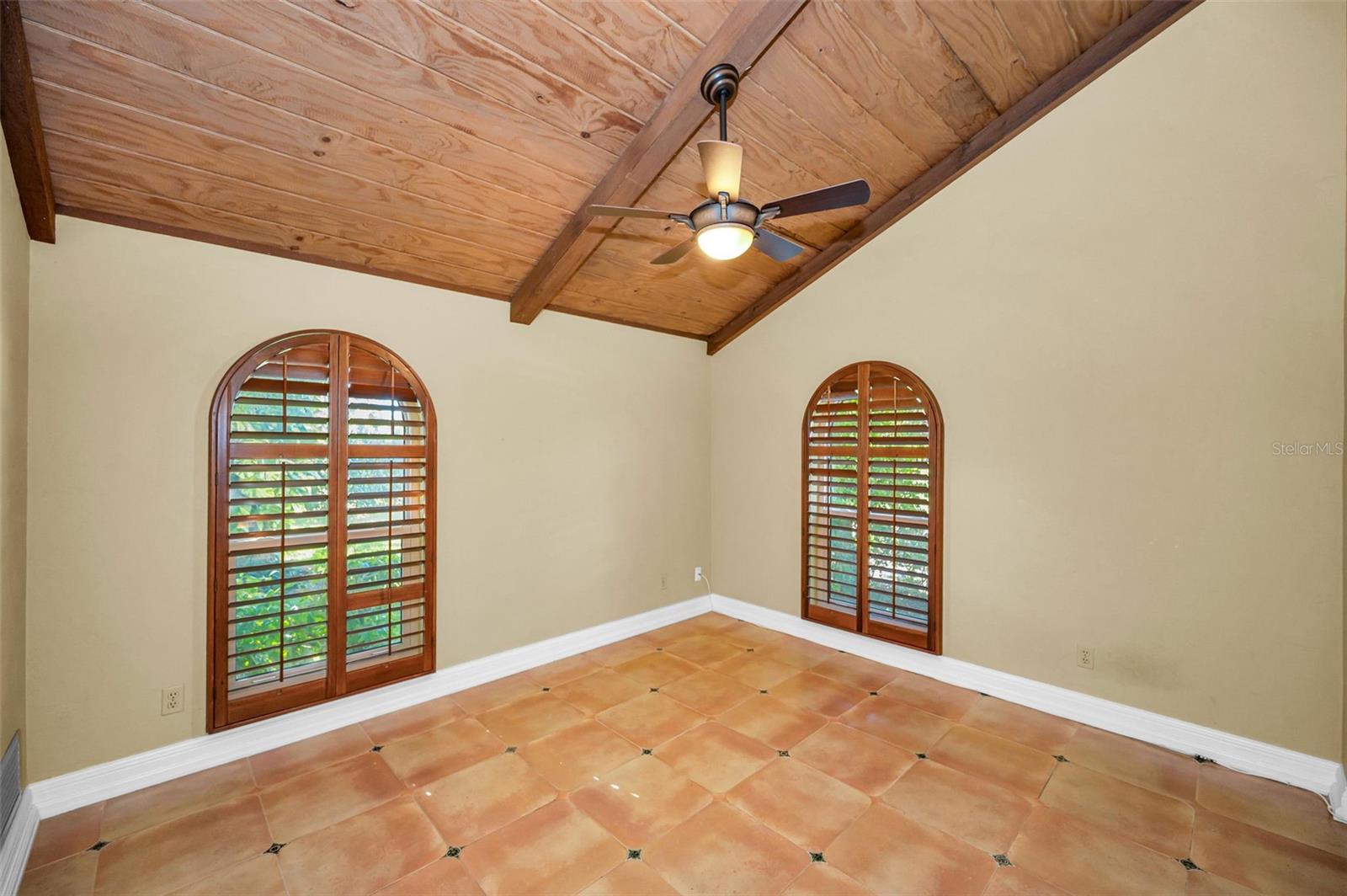 CARLTON ESTATES - Residential