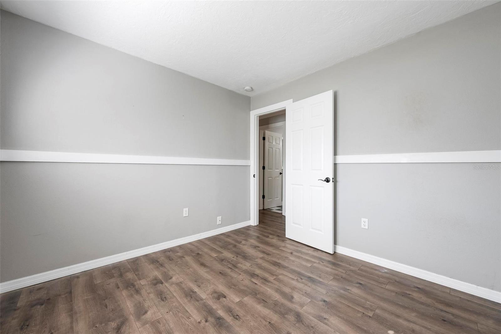 RIDGEWOOD ESTATES 13TH ADD - Residential Lease