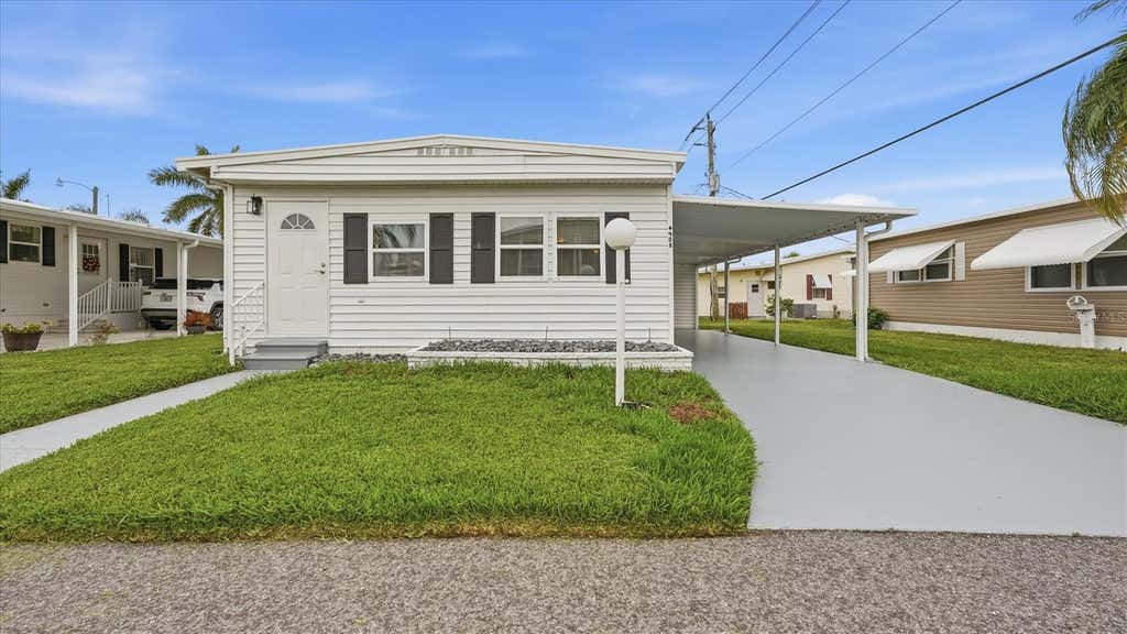 Photo of 4908 5th A Street E, Bradenton, FL 34203 (MLS # A4701448)
