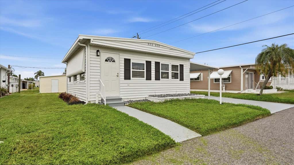 Photo of 4908 5th A Street E, Bradenton, FL 34203 (MLS # A4701448)