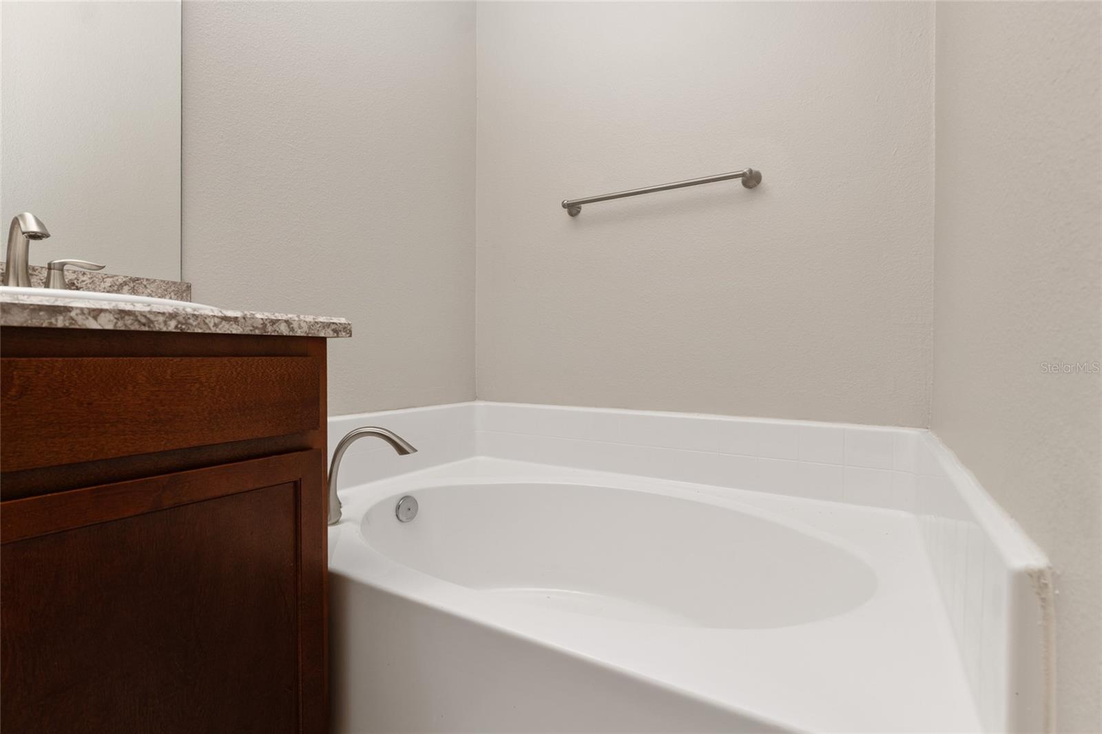 FRUITLAND PARK CHELSEAS RUN - Residential