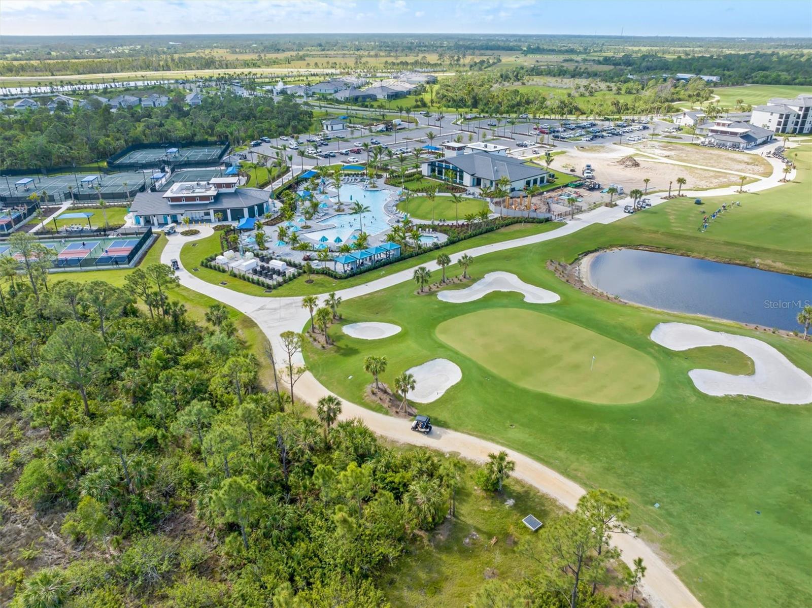 WELLEN PARK GOLF & COUNTRY CLUB - Residential