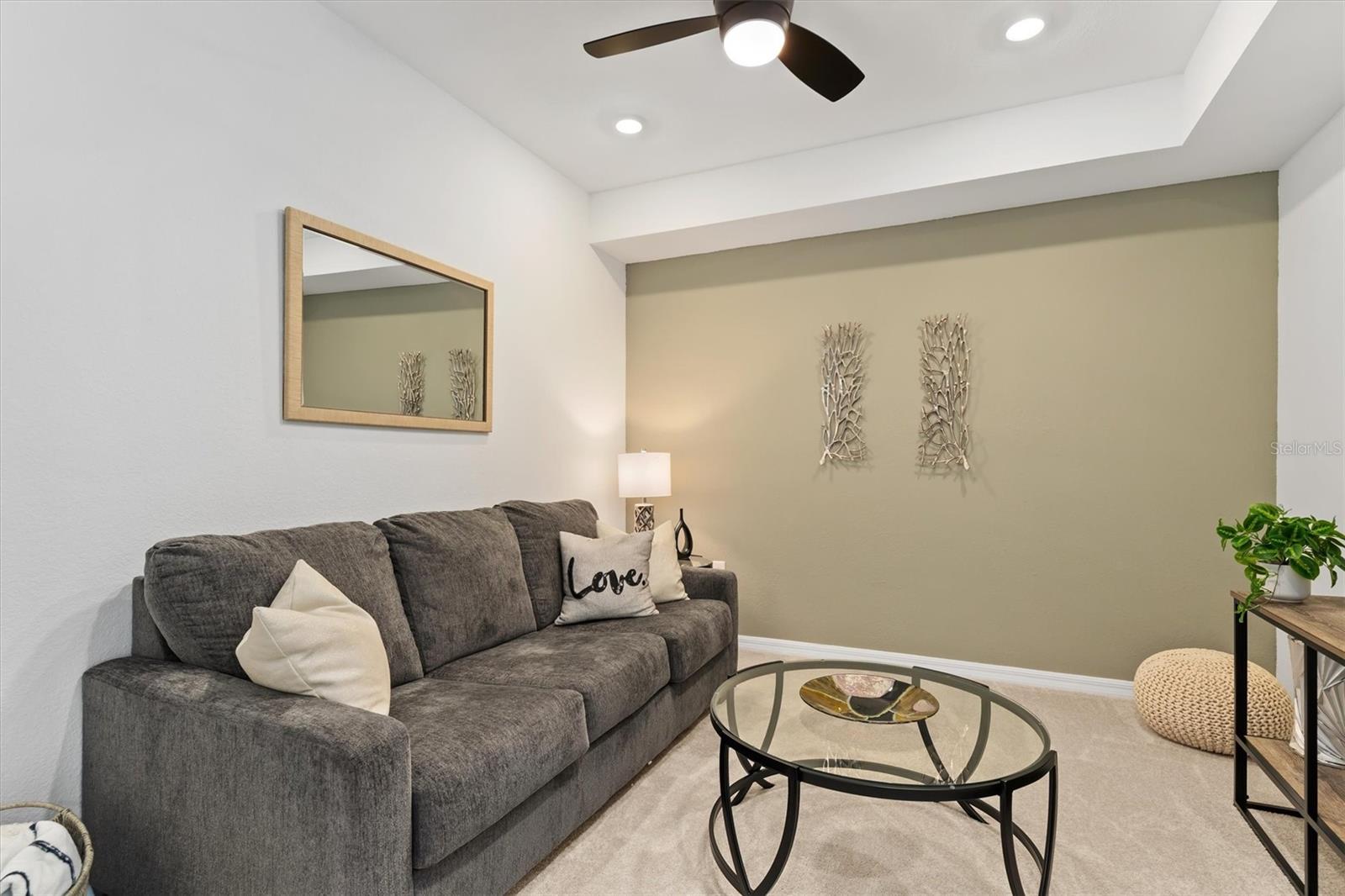 WELLEN PARK GOLF & COUNTRY CLUB - Residential