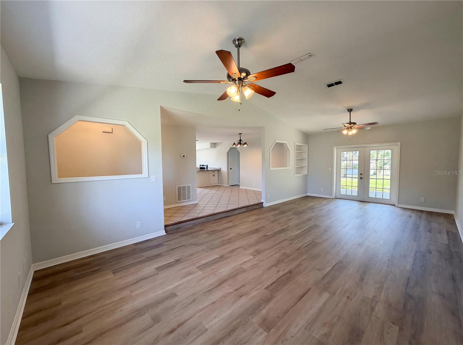 KINGSLAND COUNTRY ESTATE - Residential