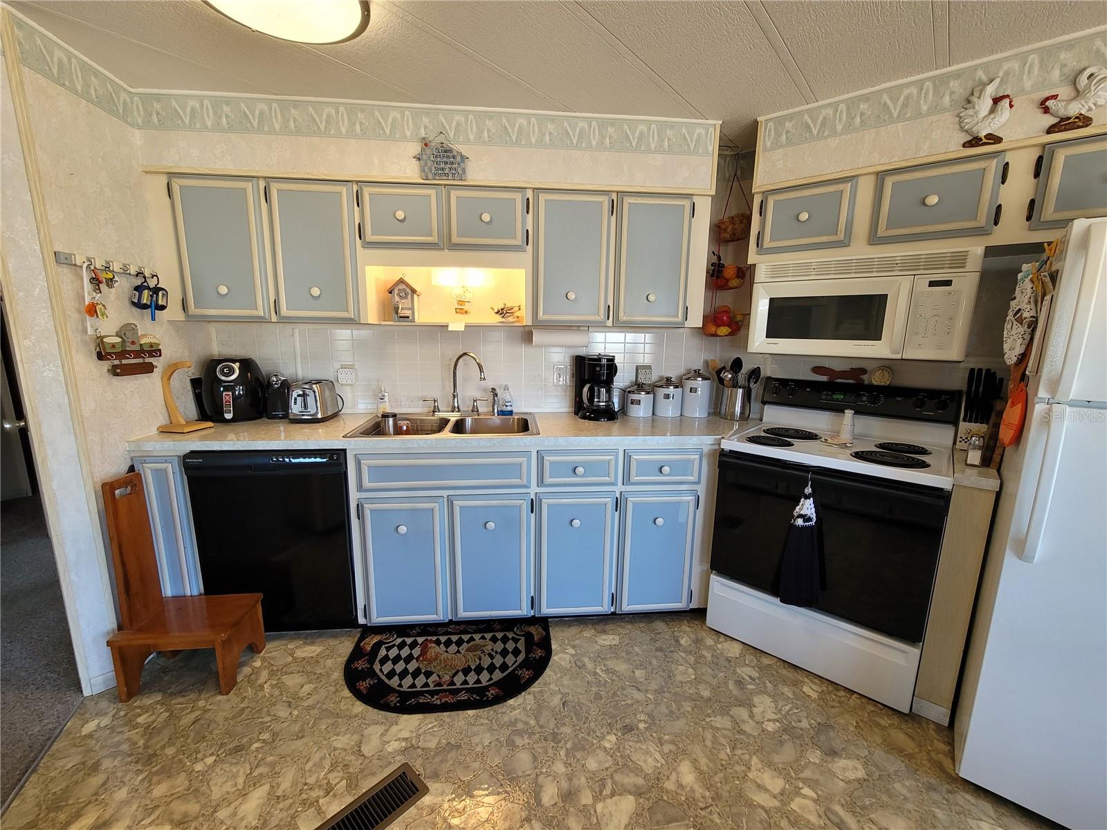 GEM ESTATES - Residential