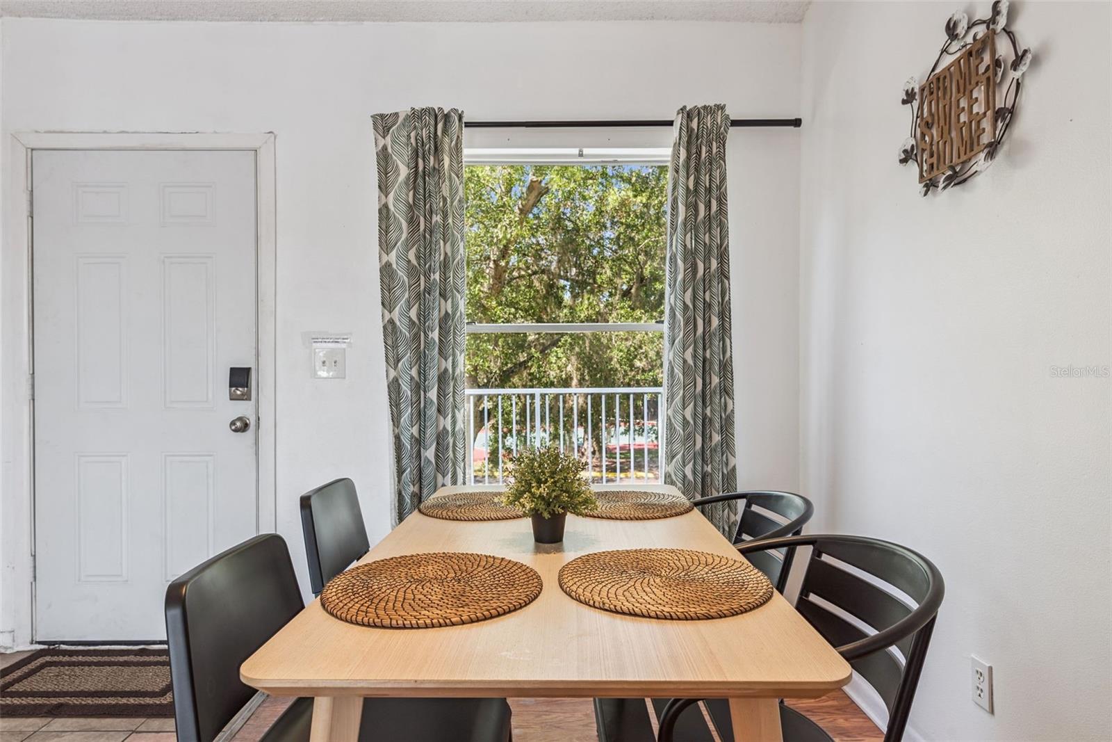 DOCKSIDE CONDO - Residential