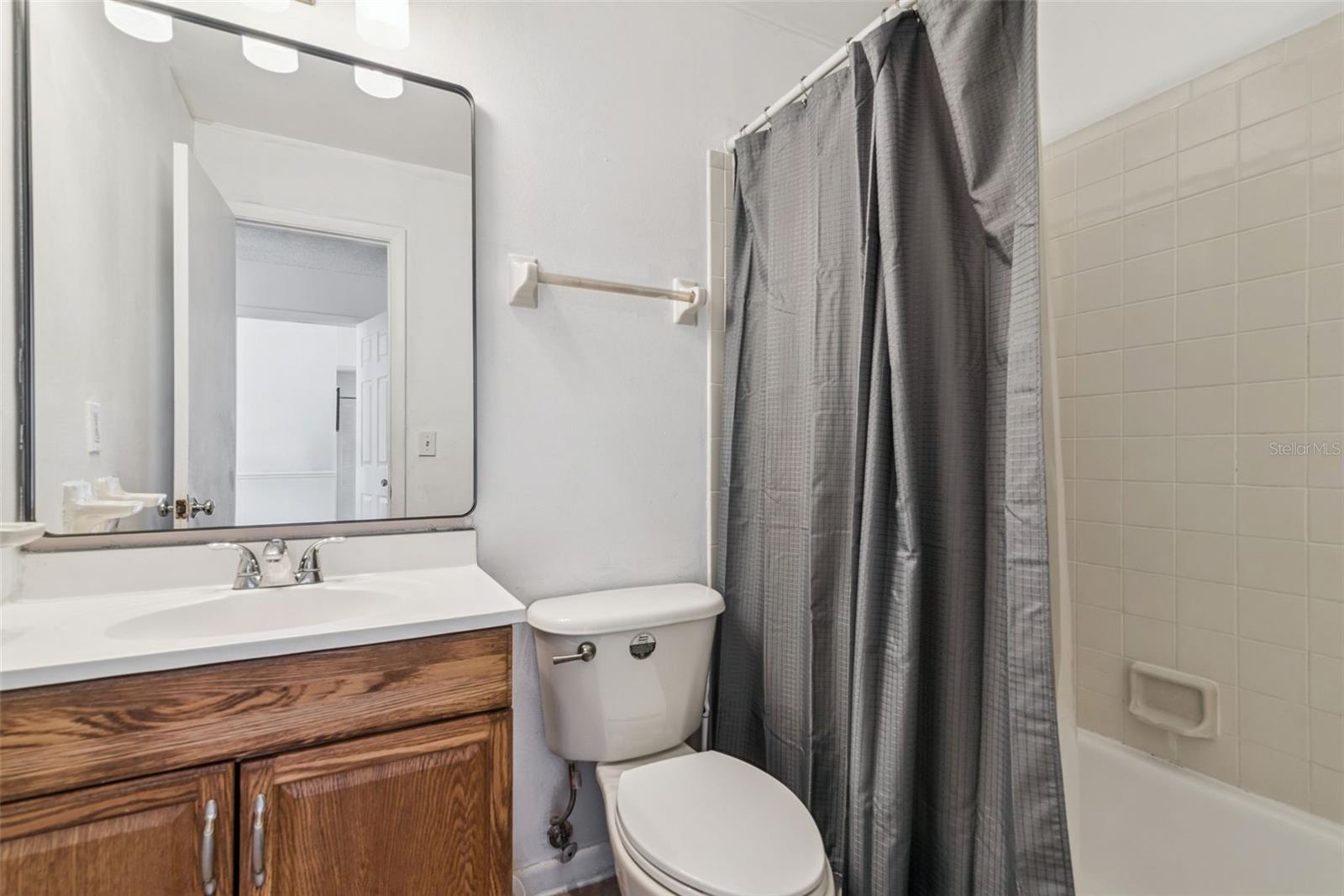DOCKSIDE CONDO - Residential