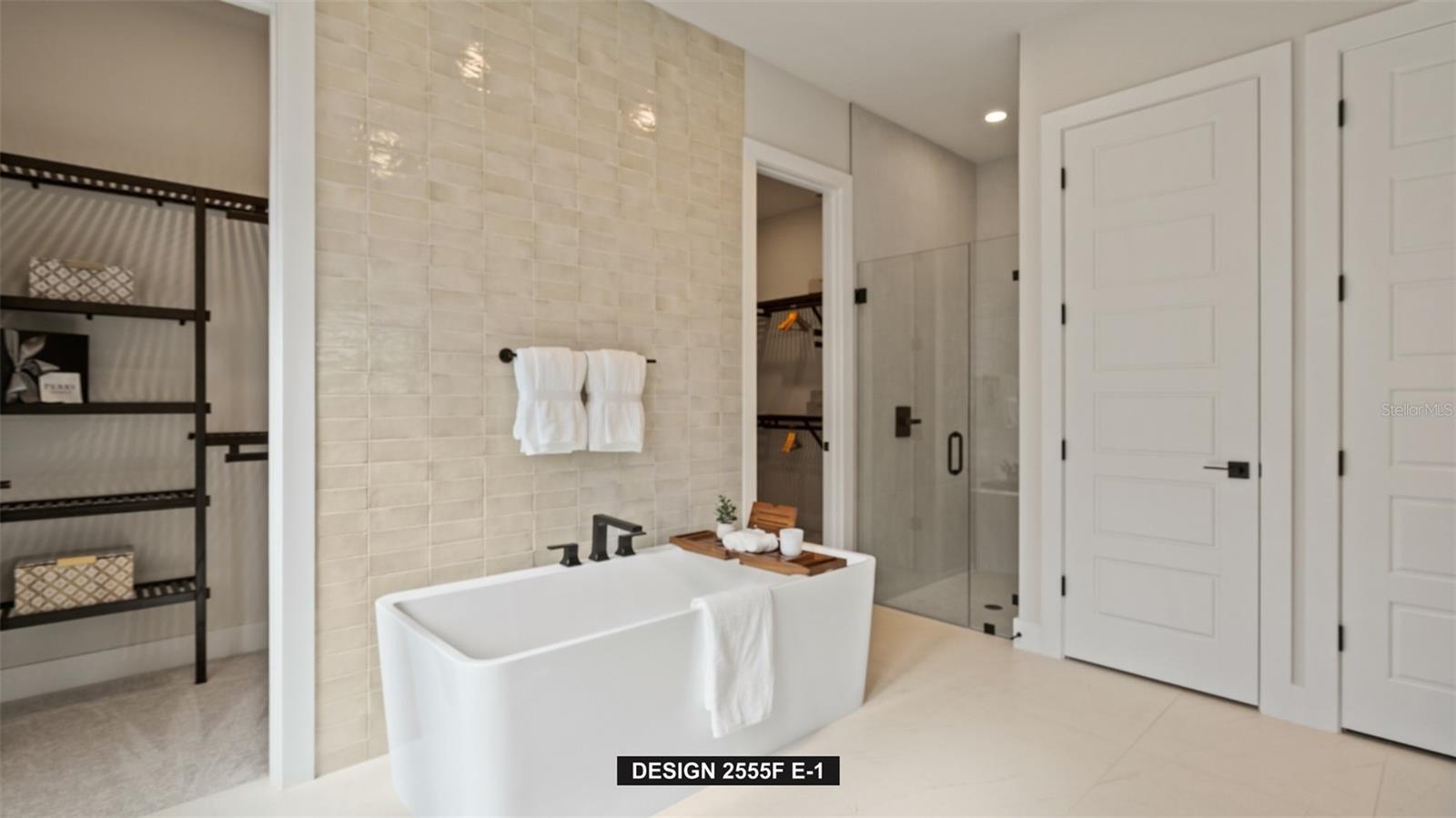 SEAIRE - PARRISH LAKES - Residential
