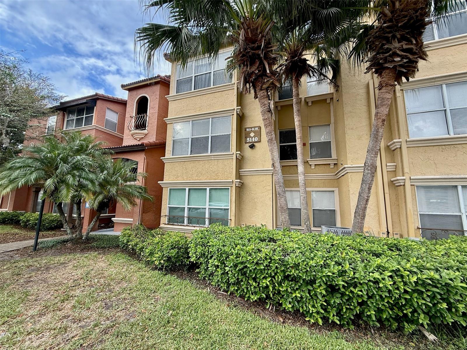 RESIDENCES AT VILLA MEDICI - Residential Lease