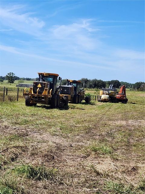 Tiny photo for 3710 Smith Road, Groveland, FL 34736 (MLS # G5100398)