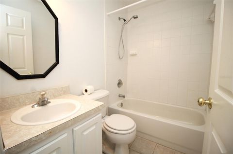 Tiny photo for 3710 Smith Road, Groveland, FL 34736 (MLS # G5100398)