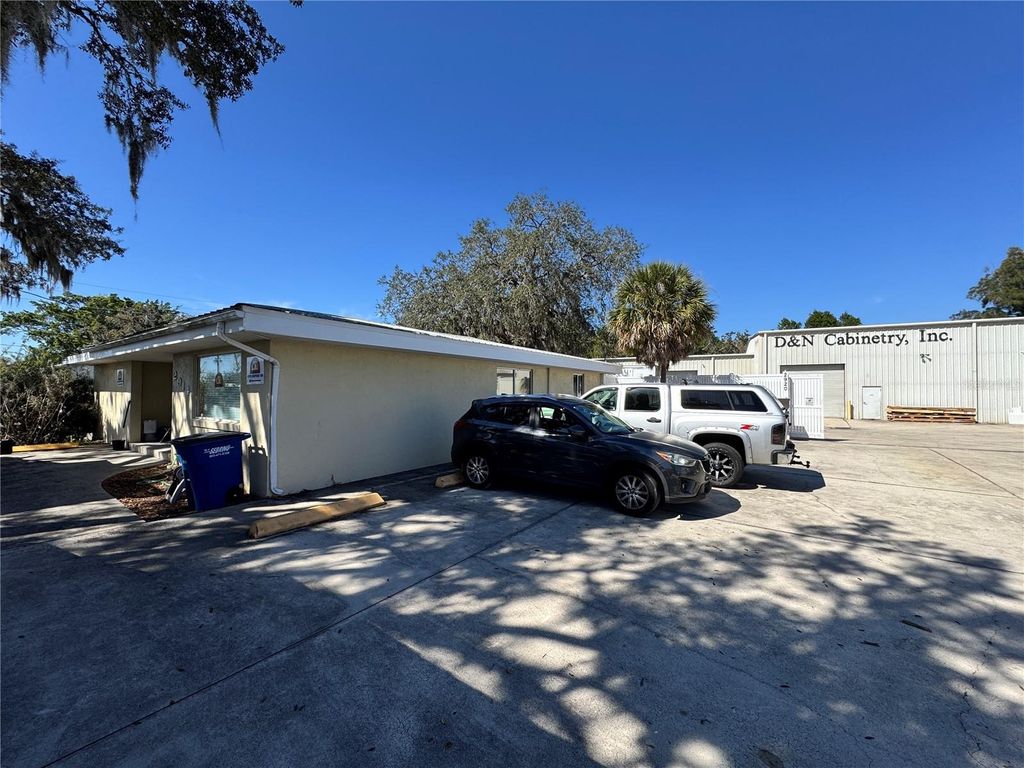 Photo of 2914 Kenilworth Boulevard, Sebring, FL 33870 (MLS # L4960827)