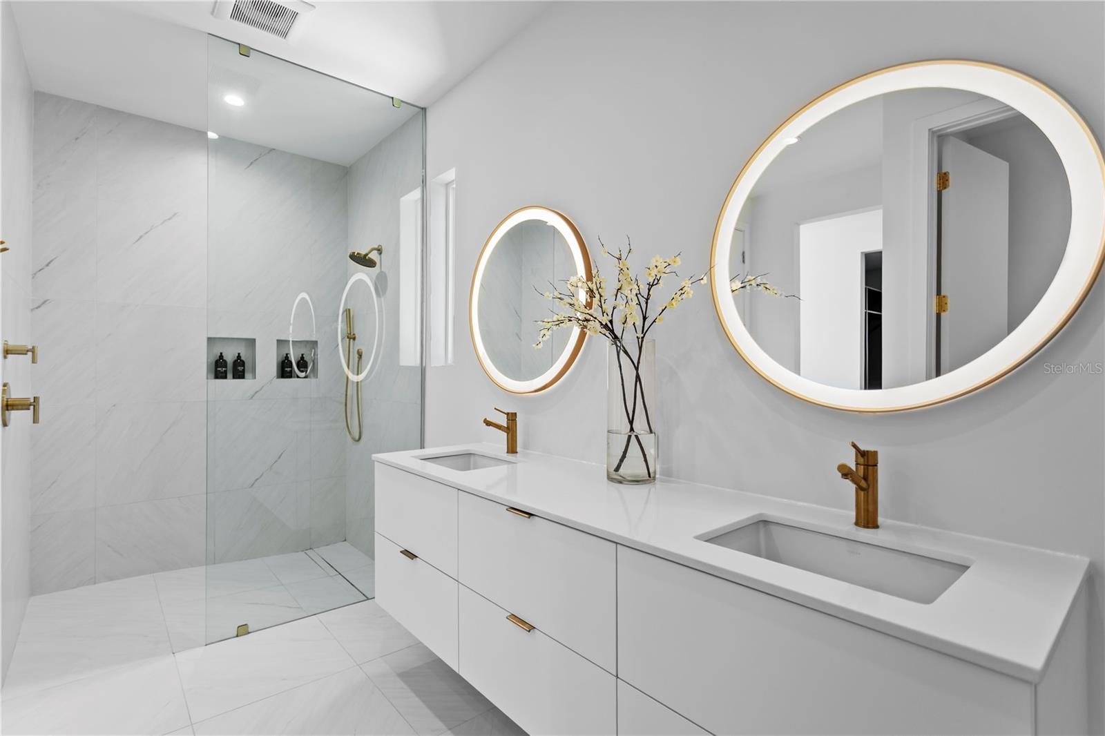 GRANADA TERRACE ADD - Residential