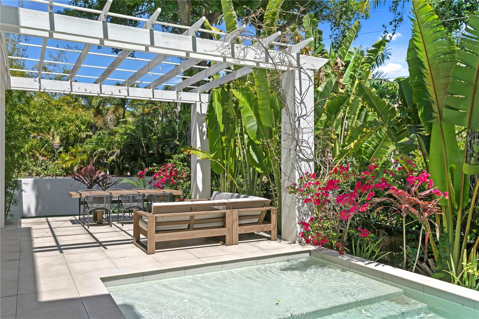 GRANADA TERRACE ADD - Residential