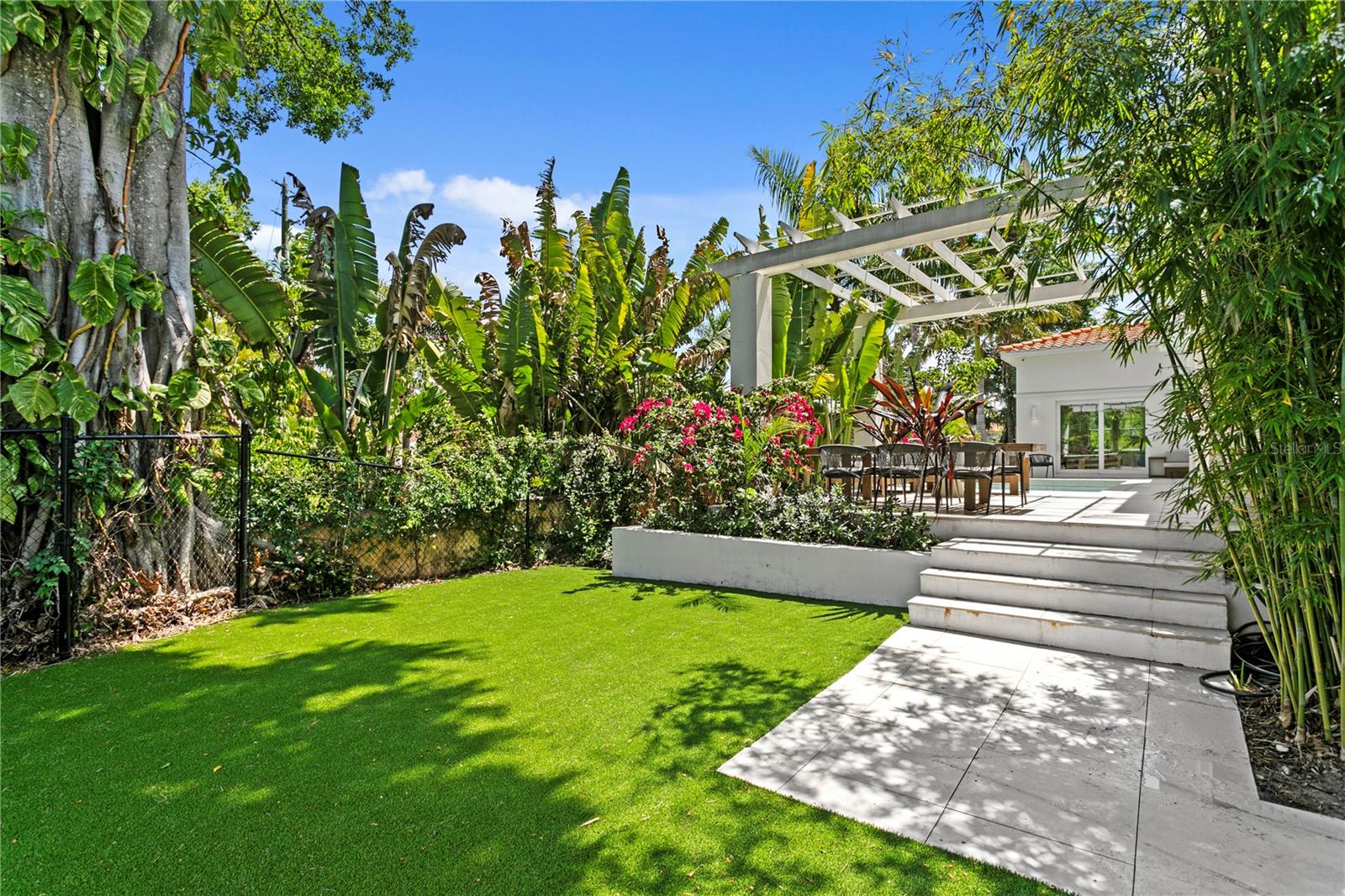 GRANADA TERRACE ADD - Residential