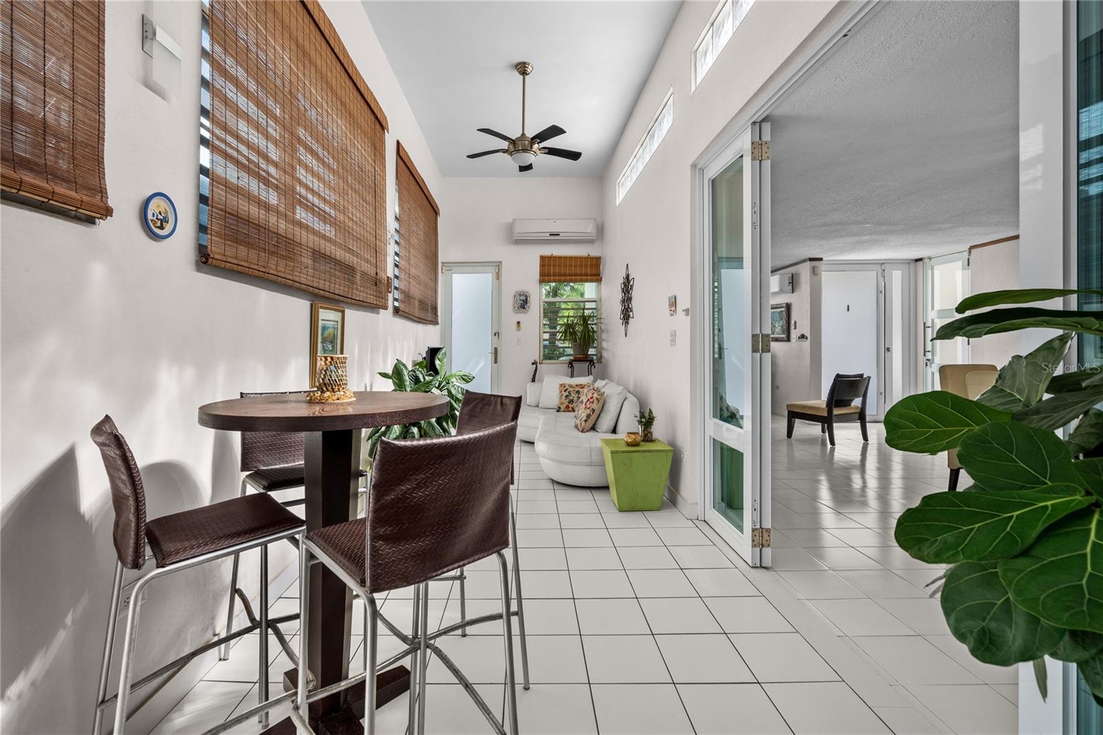 HILL MANSIONS - Residential