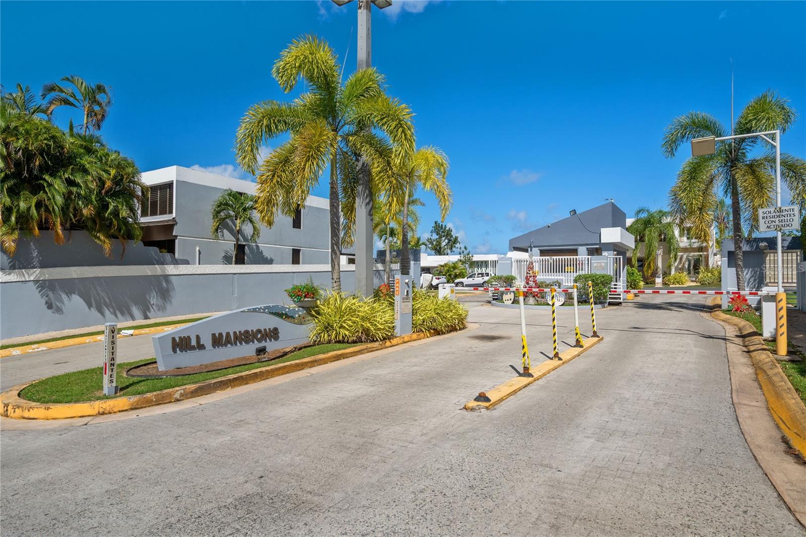 HILL MANSIONS - Residential