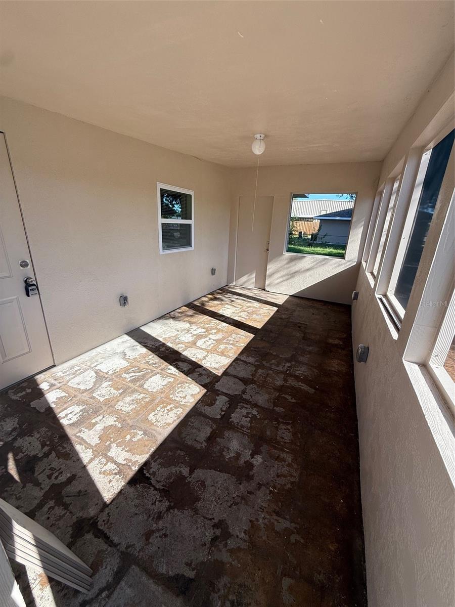 SOUTHLAND TERRACE - Residential Lease