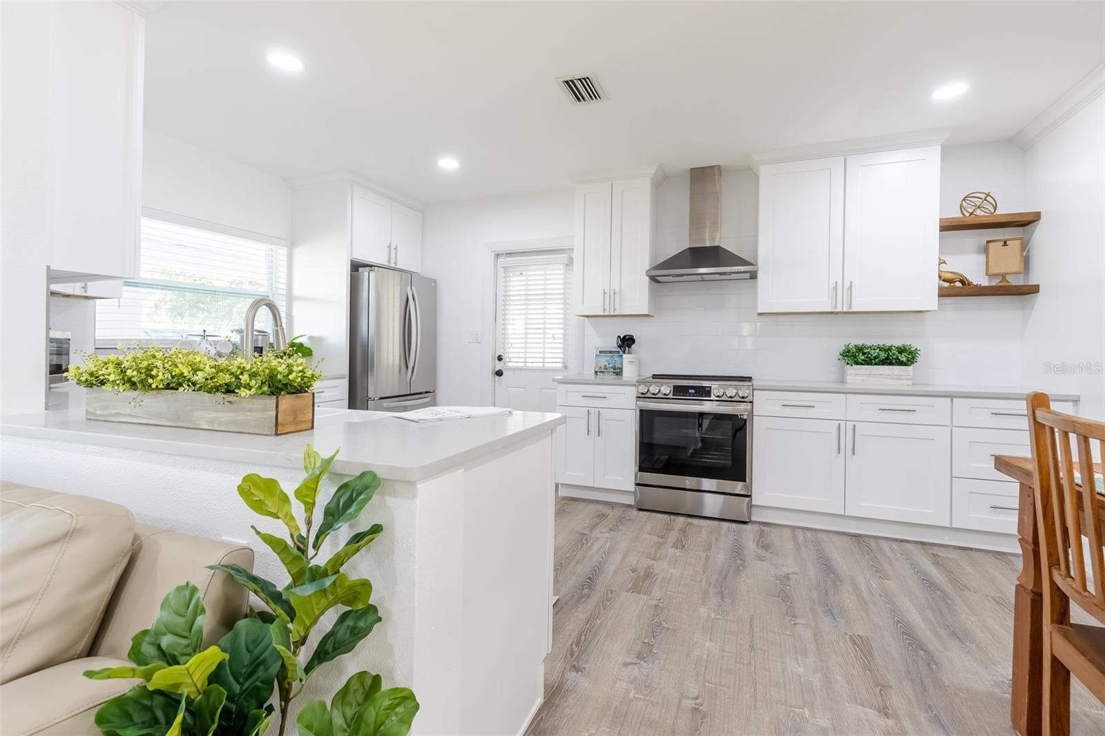 SOUTHLAND ADD - Land