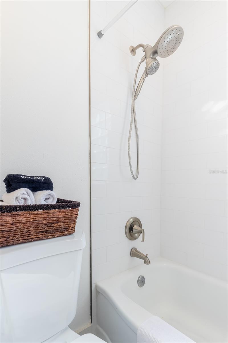 SOUTHLAND ADD - Land