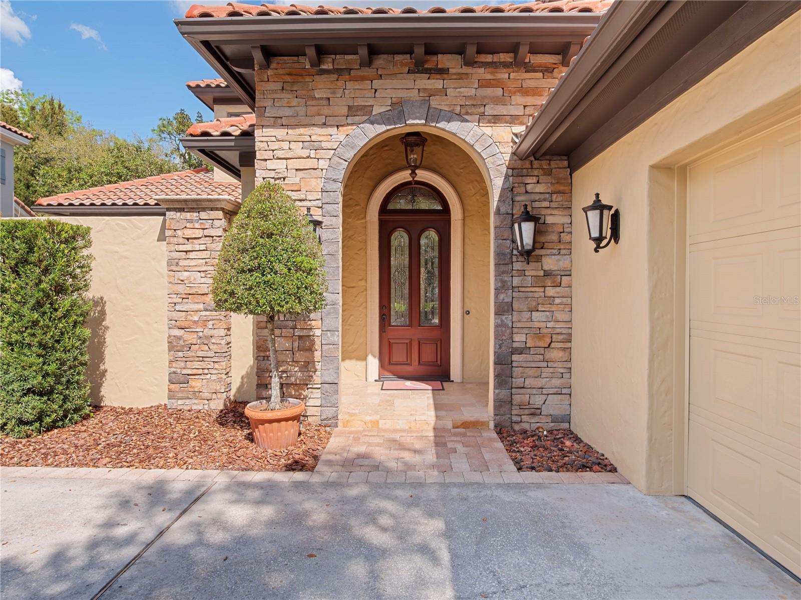 9825 COVENT GARDEN DRIVE