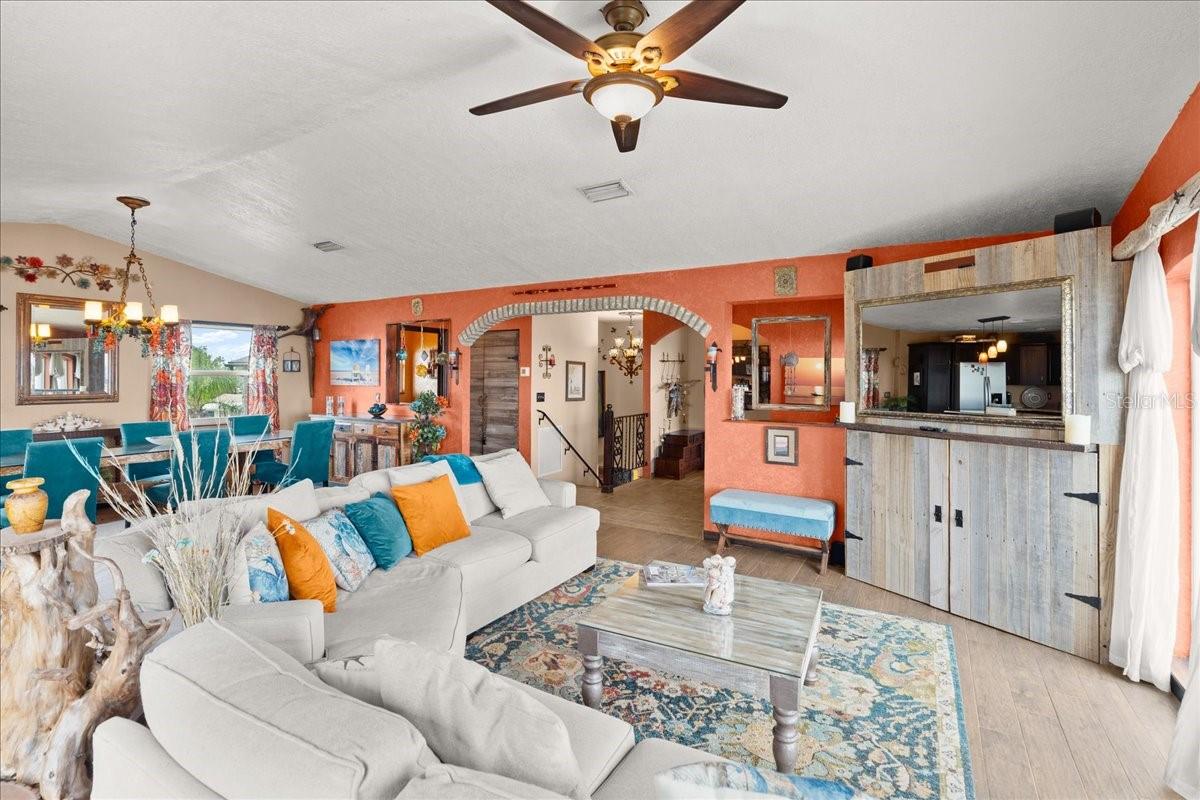 ORMOND BEACH PLAZA - Residential