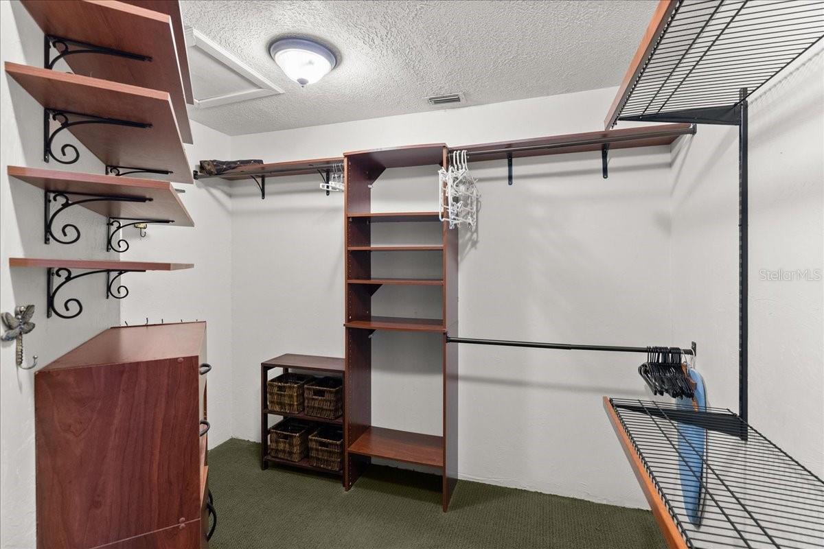 ORMOND BEACH PLAZA - Residential