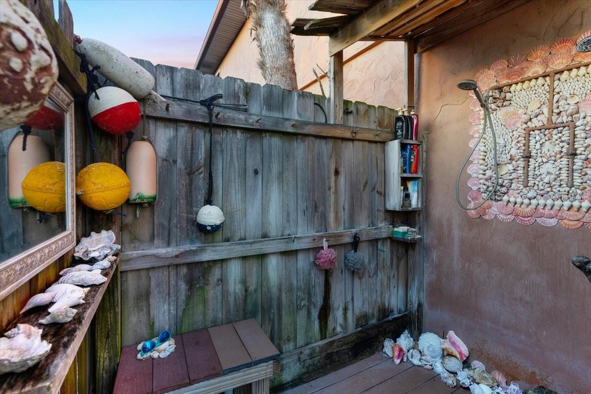 ORMOND BEACH PLAZA - Residential