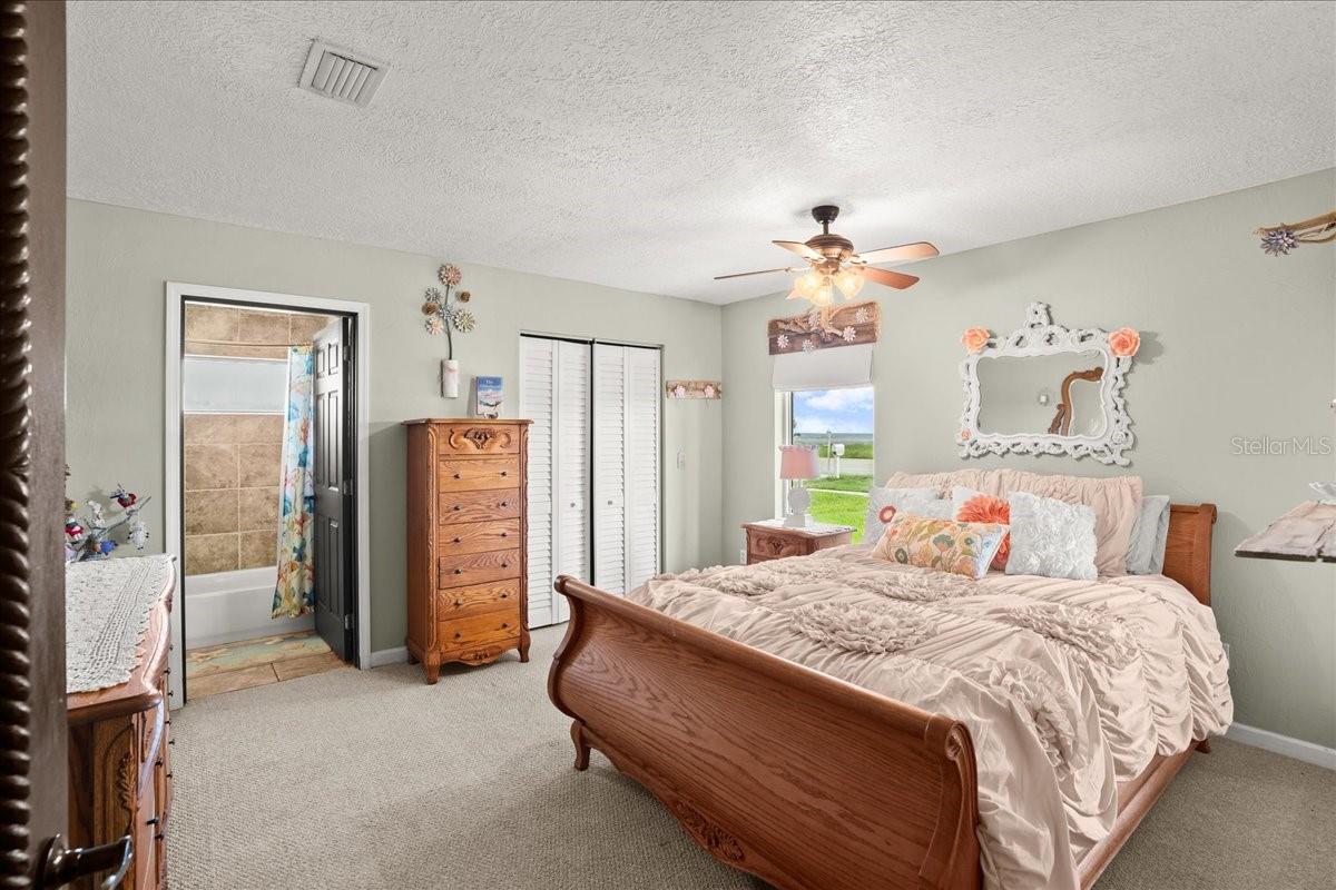 ORMOND BEACH PLAZA - Residential