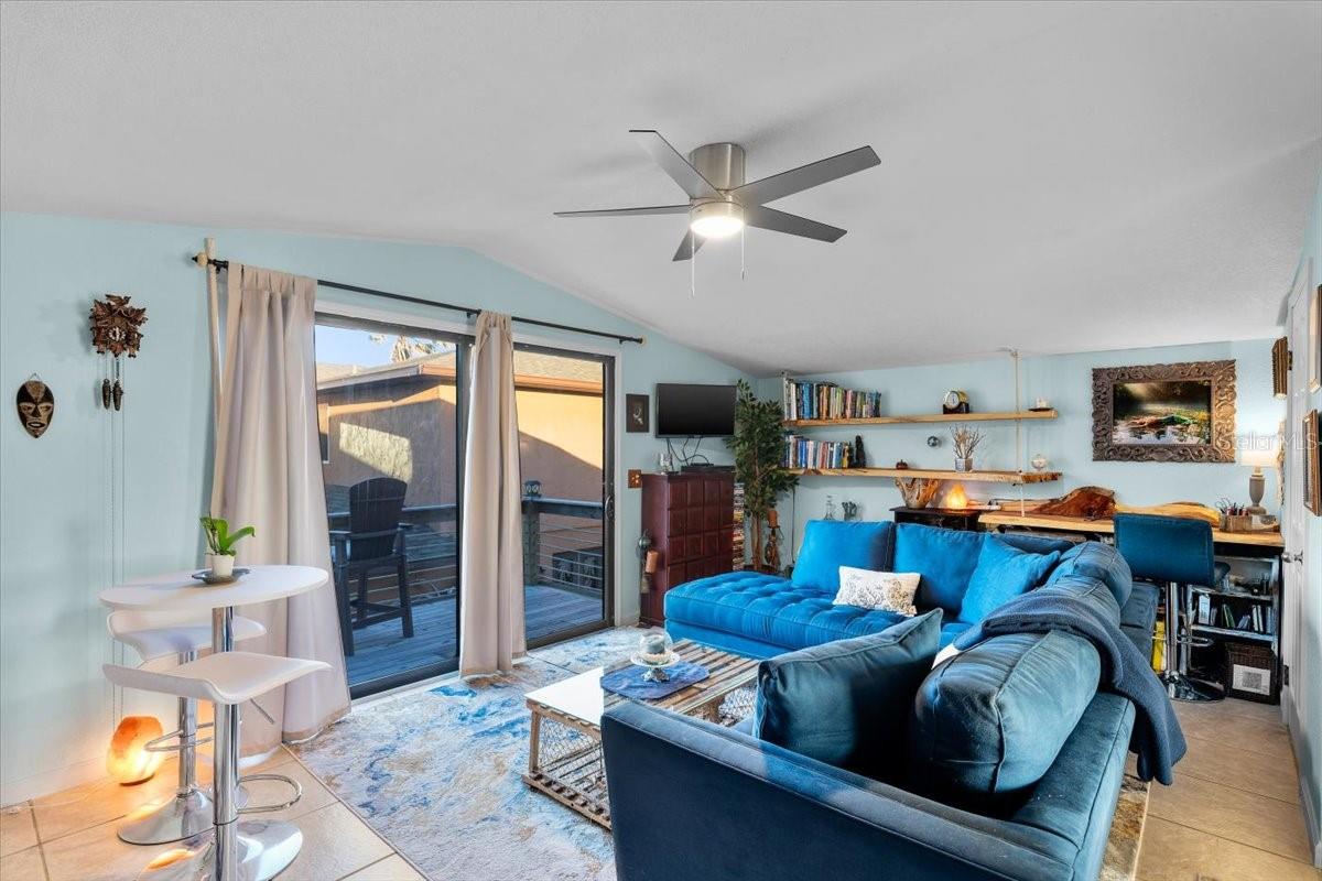 ORMOND BEACH PLAZA - Residential