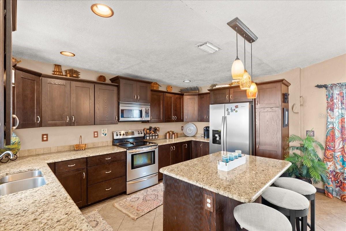 ORMOND BEACH PLAZA - Residential