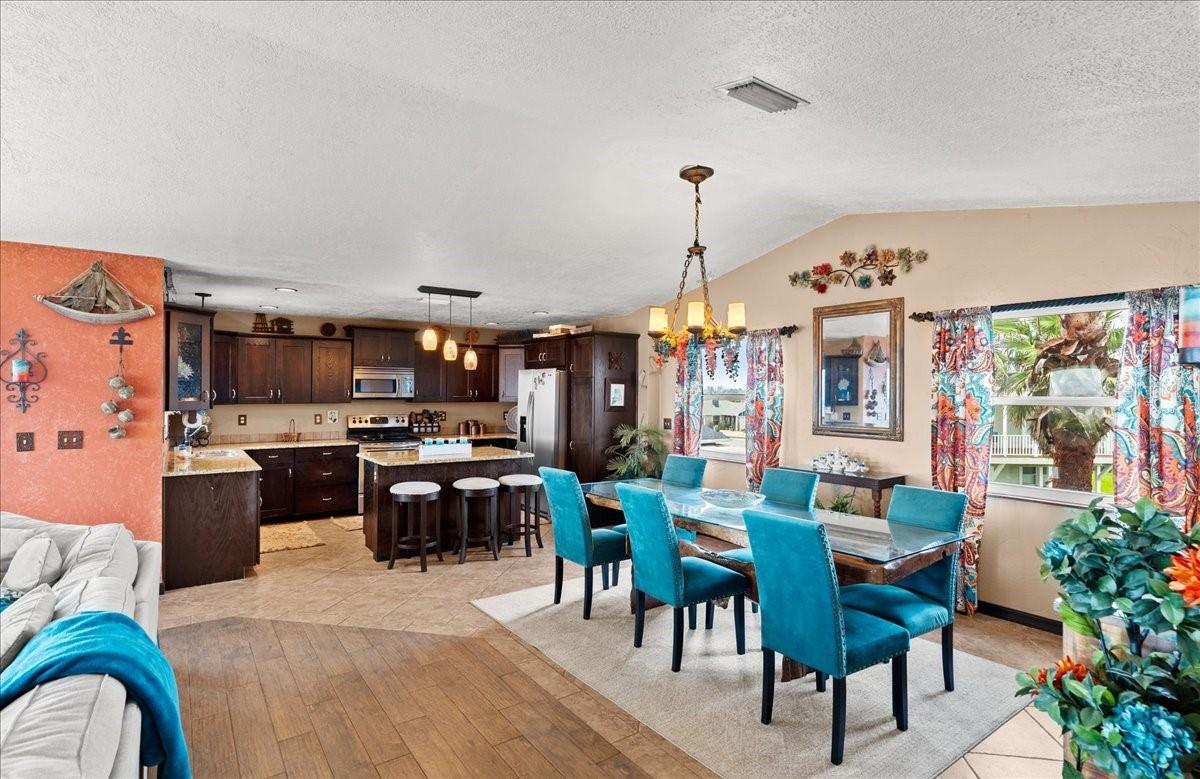 ORMOND BEACH PLAZA - Residential