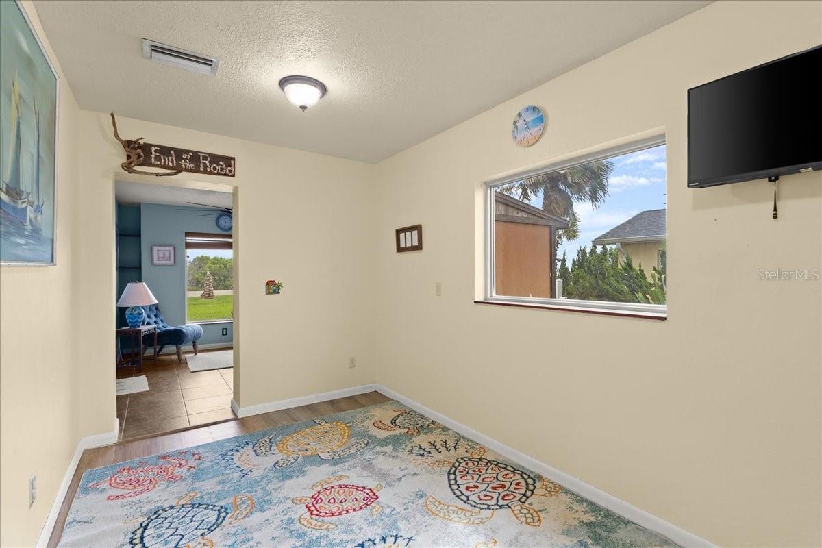 ORMOND BEACH PLAZA - Residential