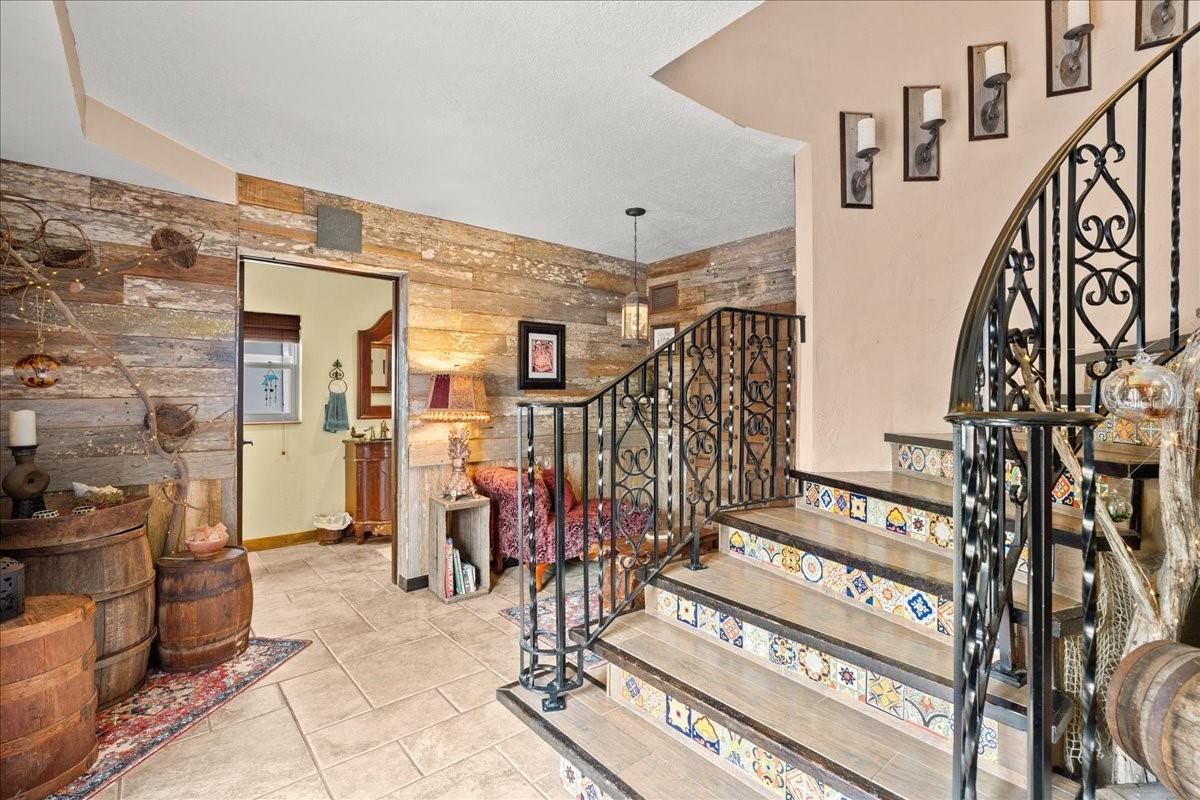 ORMOND BEACH PLAZA - Residential