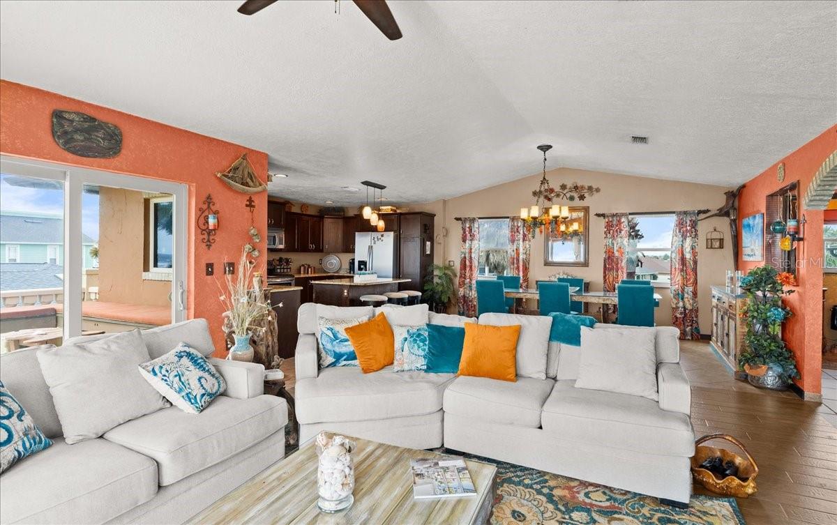 ORMOND BEACH PLAZA - Residential