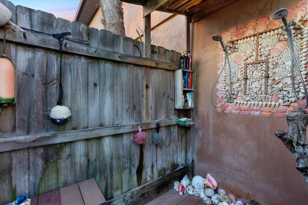 ORMOND BEACH PLAZA - Residential