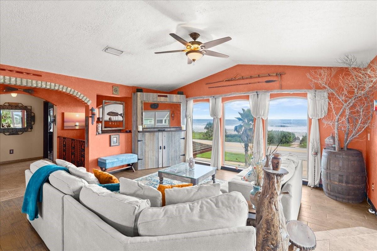 ORMOND BEACH PLAZA - Residential