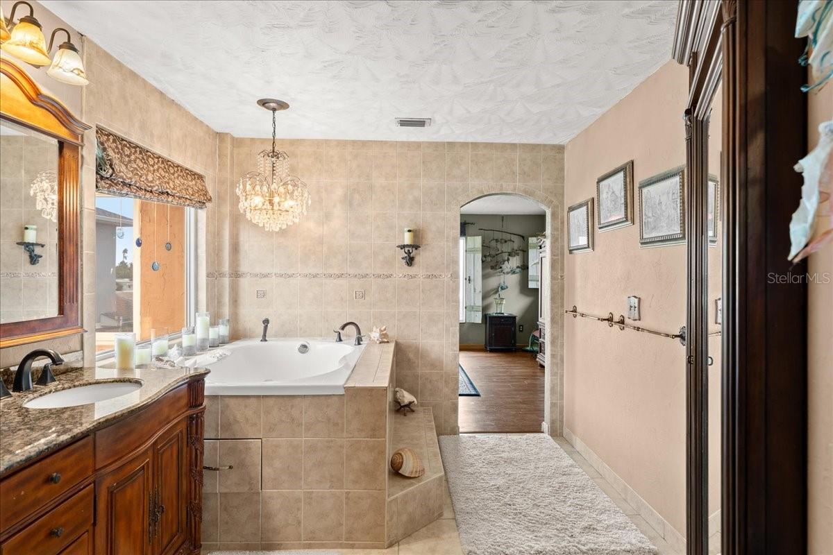 ORMOND BEACH PLAZA - Residential