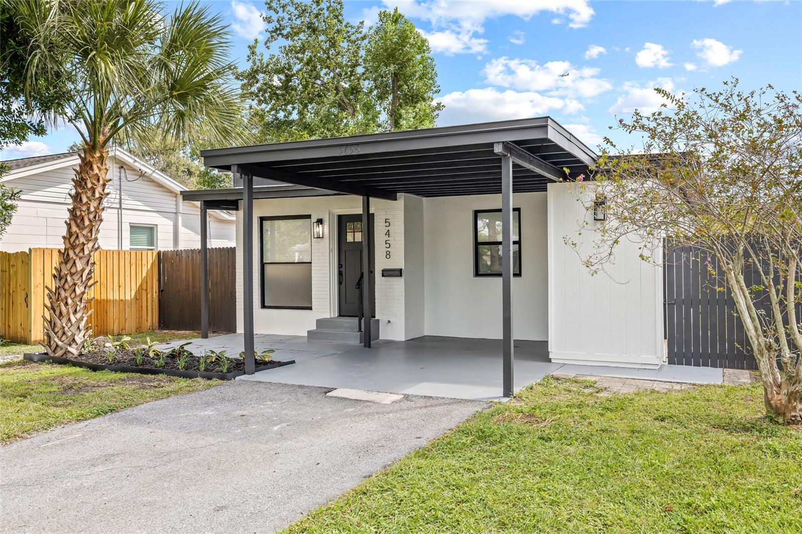 CRESTMONT - Residential