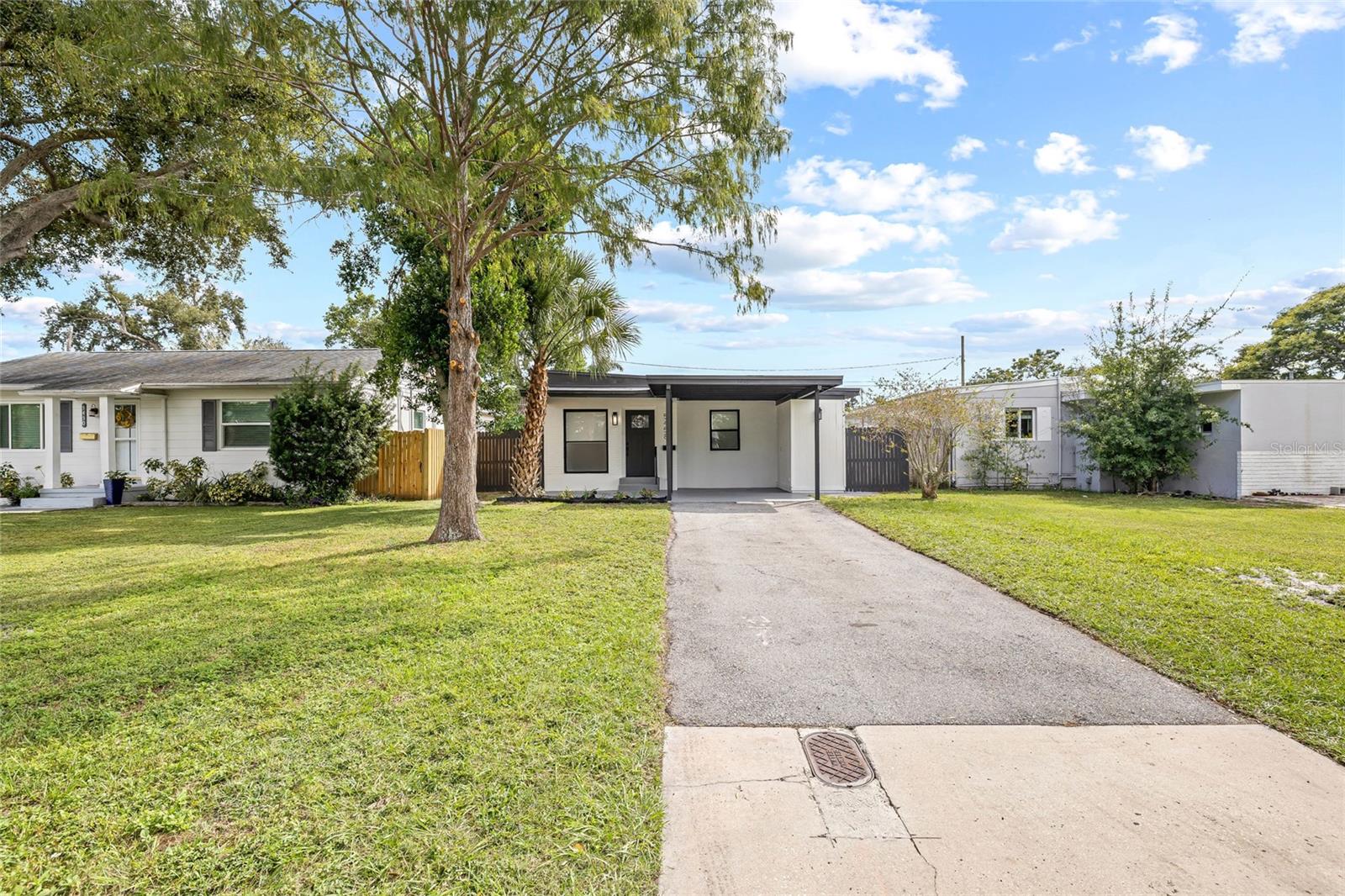 CRESTMONT - Residential
