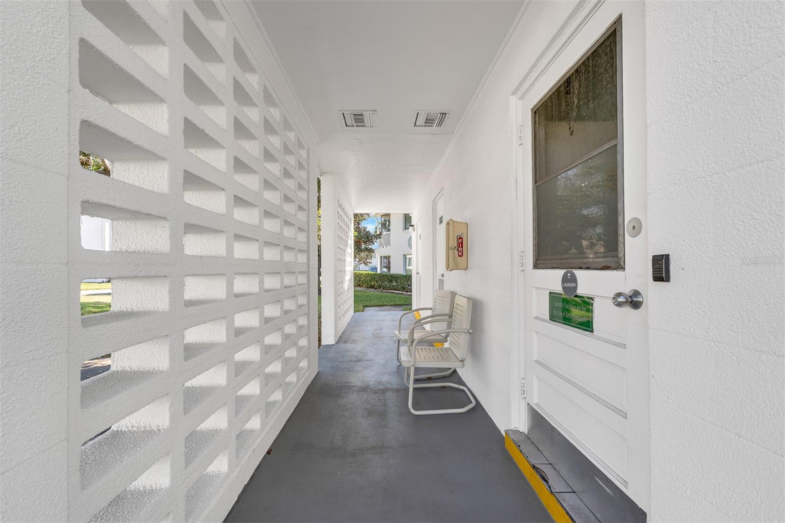 LAKE MAITLAND TERRACE APTS - Residential