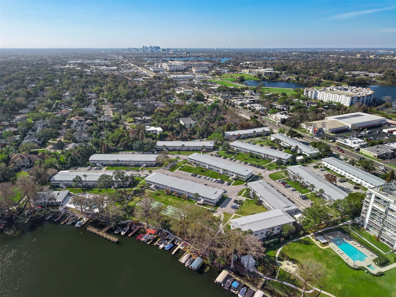 LAKE MAITLAND TERRACE APTS - Residential