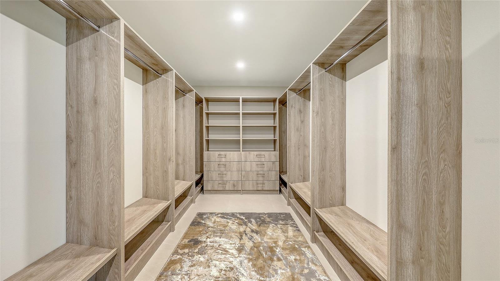 RUSTIC LODGE - Residential