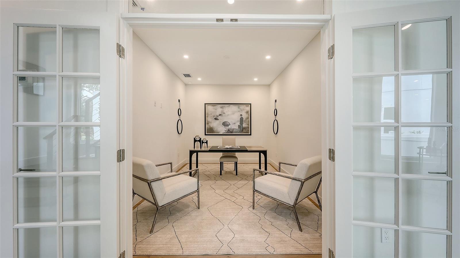 RUSTIC LODGE - Residential