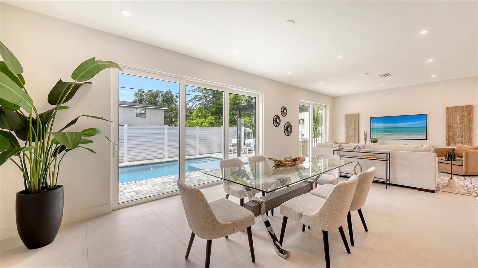 RUSTIC LODGE - Residential