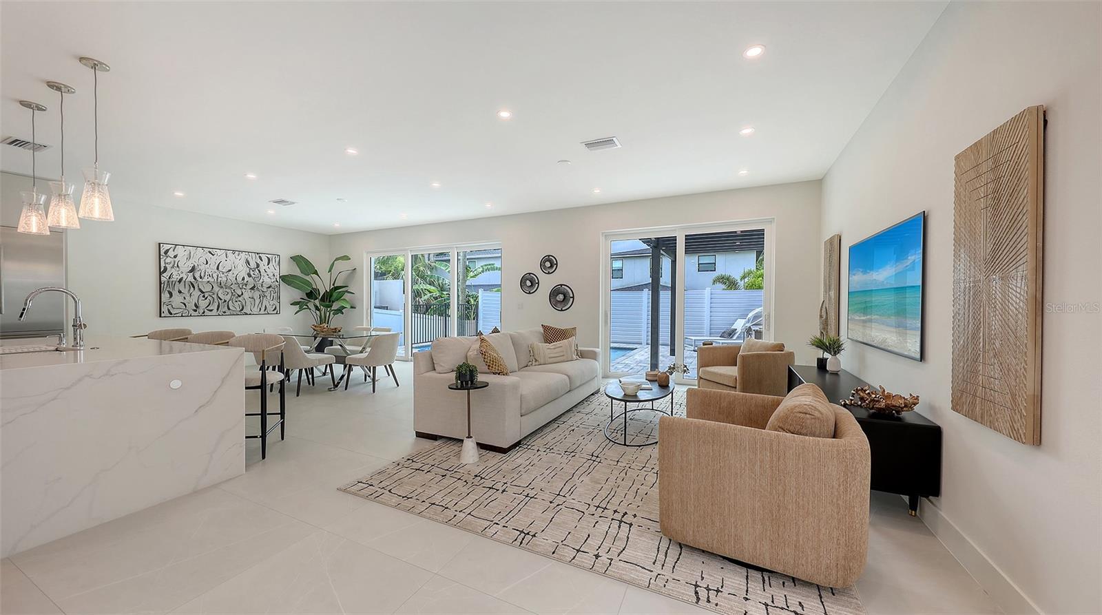 RUSTIC LODGE - Residential