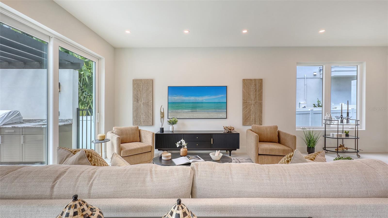 RUSTIC LODGE - Residential