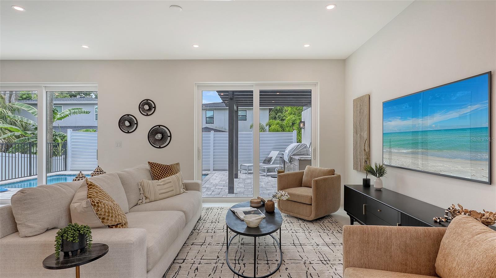 RUSTIC LODGE - Residential